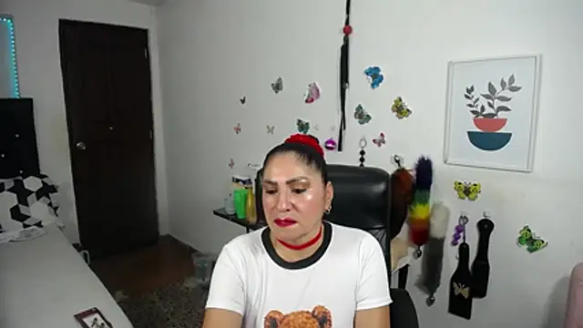 mature bigboobs10 online show from January 19, 5:03 am