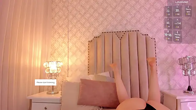 Pia Johnson  online show from February 16, 11:43 am