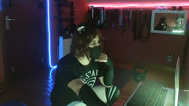 Ginny-the-bdsm-nympho online show from May 31, 5:08 pm