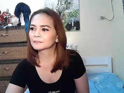 Kisses-13 online show from October 16, 2:30 pm