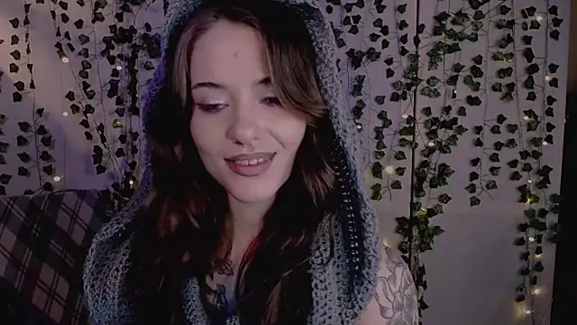 risha laas online show from March 12, 8:11 pm