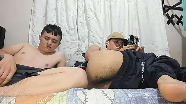 davidlatin66 online show from March 11, 4:38 am