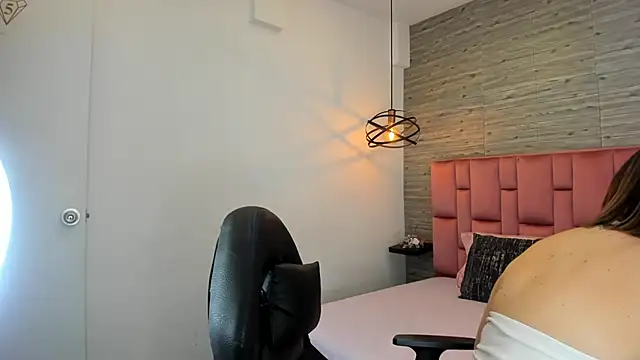 SarahDeyvis online show from September 23, 1:09 pm