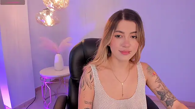 EveBensonX online show from September 12, 7:43 pm