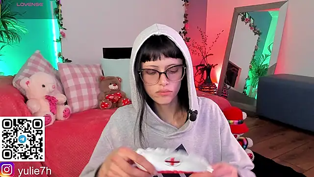  Jessy Moon  online show from February 15, 7:57 pm