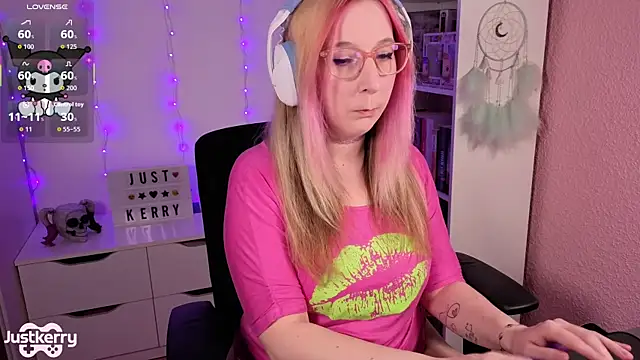 JustKerry online show from November 11, 11:29 am