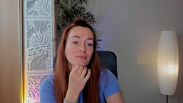 RebeccaMartinez online show from March 27, 8:26 am