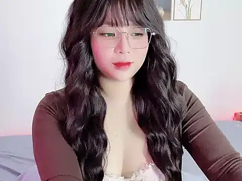   Lyly   online show from October 27, 2:51 am