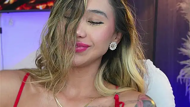 liah v online show from February 12, 1:18 am