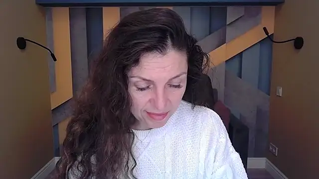 EllaLong online show from November 6, 12:33 pm