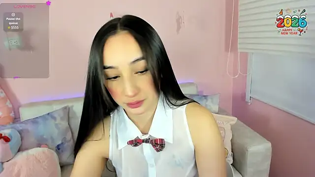 tinysara online show from January 8, 4:33 pm