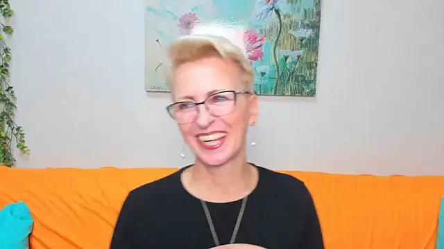 iamyourdream89 online show from November 14, 3:23 pm