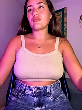 Snapshot of fenixgre chatting on September 24, 9:47 pm fenixgre online show from September 24, 9:47 pm