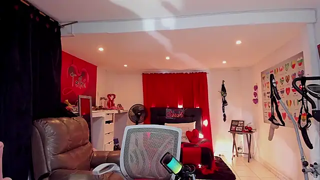 Sarah teiku online show from April 13, 7:58 pm