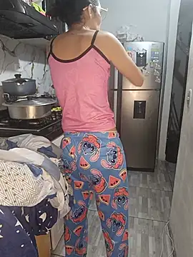 kingofqueenxxx online show from July 5, 4:19 am