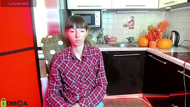 TayanaJons online show from September 25, 7:40 am