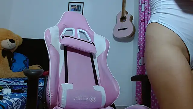 Dakota bumm online show from February 20, 1:59 am