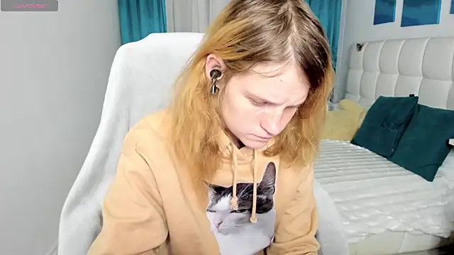 Kathlyn  Heath online show from November 23, 7:04 pm