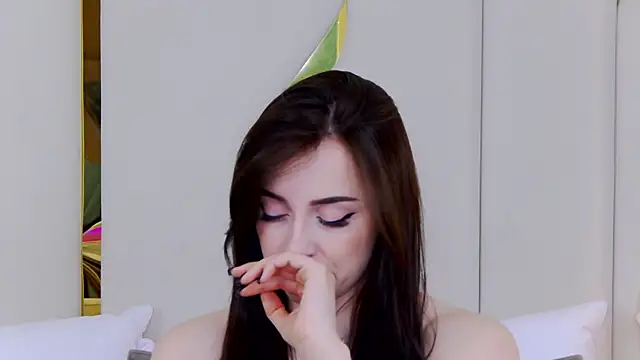 Betty Bridge online show from April 7, 4:47 am