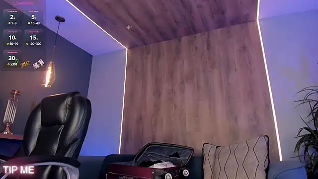 SophieBarnett online show from October 27, 1:01 am