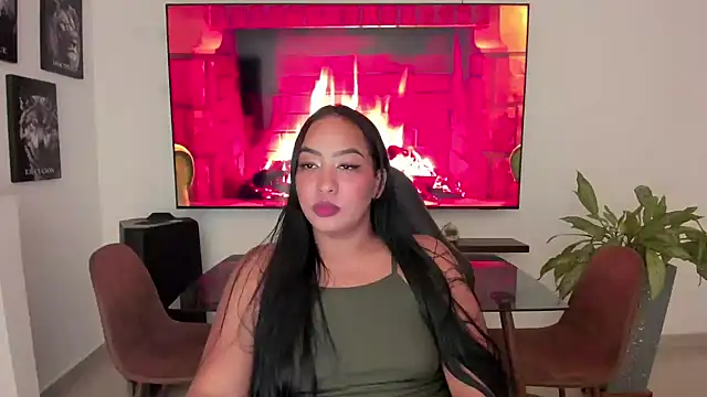 brunetenikole02 online show from October 24, 1:56 am