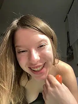 kimczii online show from March 16, 7:23 am