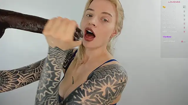 lil shouty bitch online show from March 7, 4:25 pm