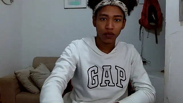 angelamarie1 online show from February 18, 11:53 am