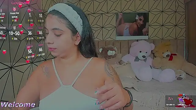 vane lopez  online show from October 14, 5:37 pm