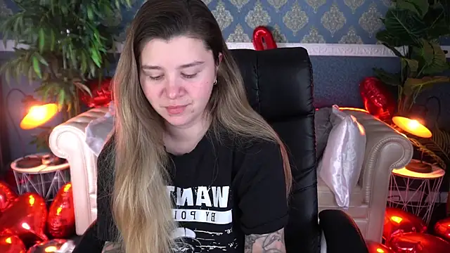 AmellyMilly online show from February 14, 1:35 pm