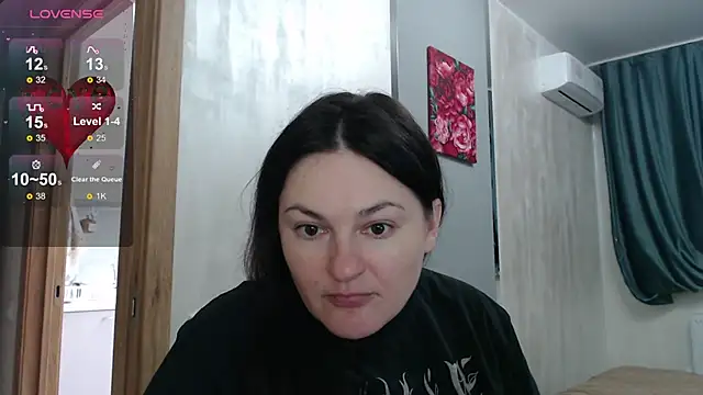 Stacy Davice online show from October 23, 8:15 pm