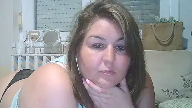 Snapshot of Tina-secret chatting on September 18, 6:06 pm Tina-secret online show from September 18, 6:06 pm