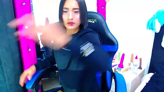 Jenng18 online show from April 11, 7:56 am