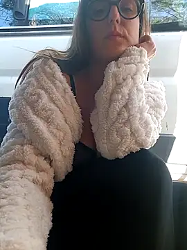 dolcehelena993 online show from November 5, 1:49 pm