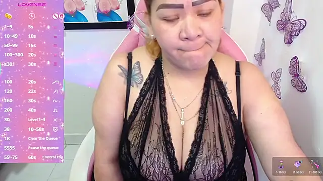 Dalessa Bigtits online show from November 15, 10:22 pm