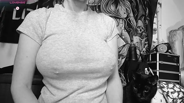 Silentmary online show from February 28, 4:01 am