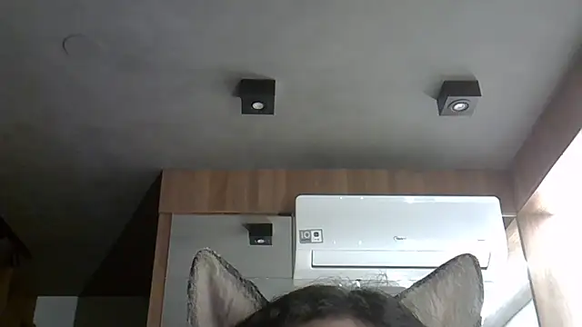 Skinny-Kitten online show from November 1, 6:06 am