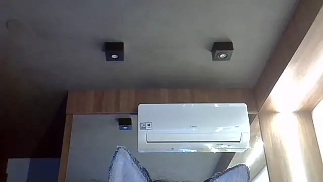 Skinny-Kitten online show from November 4, 8:41 am