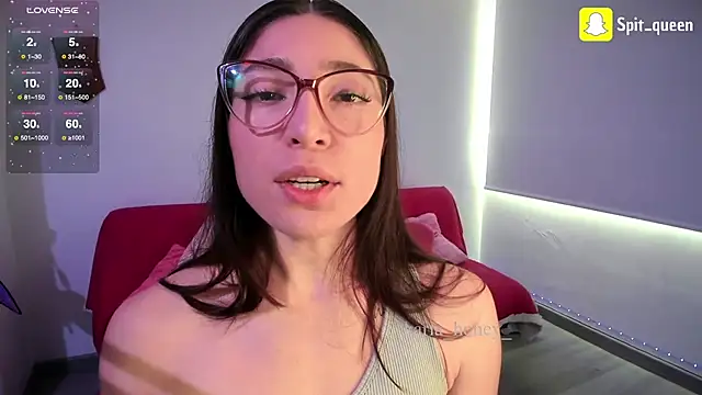 Spit queen online show from September 16, 4:15 pm