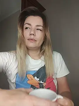 KrissSexi online show from November 25, 4:47 am