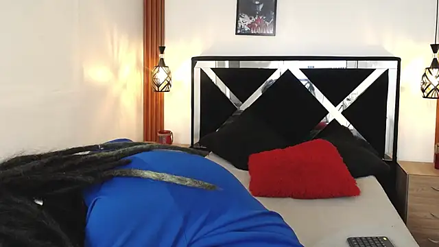 ORIANNA BODMOD online show from December 13, 8:15 pm