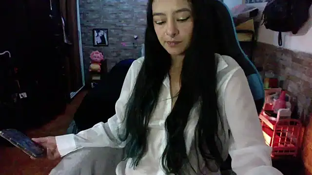 AngelaQueen  online show from February 18, 4:39 pm