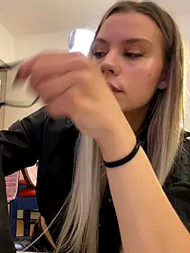 MistressMommyKate online show from November 4, 3:28 pm