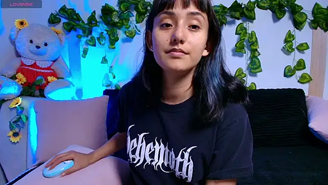 tati cardenas online show from November 28, 5:21 am