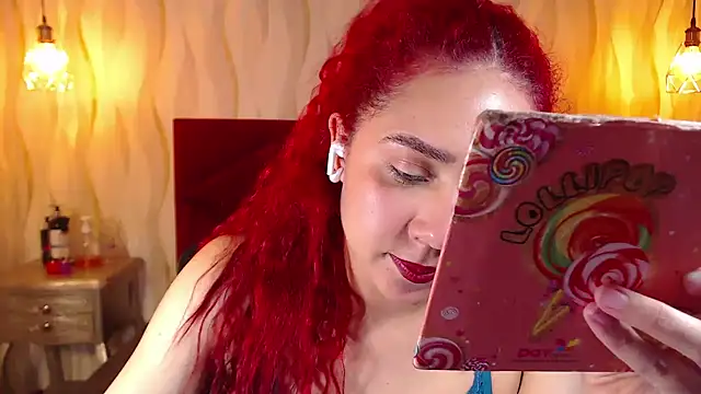 IsabelaLatina online show from April 21, 1:51 pm