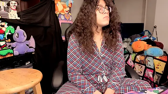 ShinyCherub online show from December 20, 2:59 am