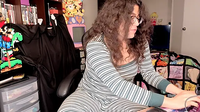 ShinyCherub online show from February 12, 4:14 am