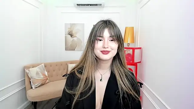 AnneTLi online show from March 11, 7:16 pm