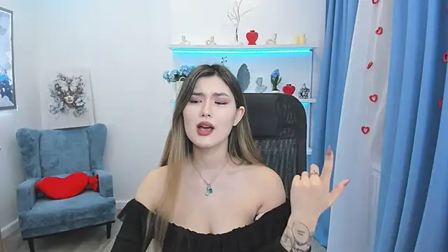 AnneTLi online show from March 4, 7:31 pm