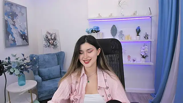 AnneTLi online show from December 2, 7:16 pm